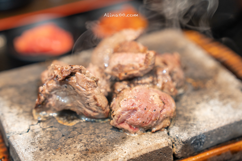 【東京美食】新橋 東京一人牛排店-感動の肉と米|輕鬆吃好享受 @Alina 愛琳娜 【東京美食】新橋 東京一人牛排店-感動の肉と米|輕鬆吃好享受 @Alina 愛琳娜