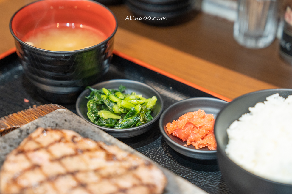 【東京美食】新橋 東京一人牛排店-感動の肉と米|輕鬆吃好享受 @Alina 愛琳娜 【東京美食】新橋 東京一人牛排店-感動の肉と米|輕鬆吃好享受 @Alina 愛琳娜