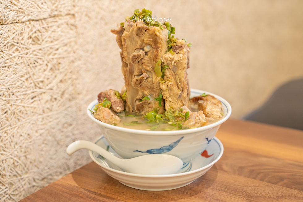 【台北美食】Zaap 泰式料理餐廳｜香料炸雞翅神美味！超好吃 @Alina 愛琳娜