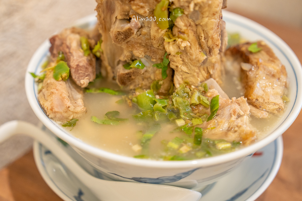 【台北美食】Zaap 泰式料理餐廳|香料炸雞翅神美味!超好吃 @Alina 愛琳娜 【台北美食】Zaap 泰式料理餐廳|香料炸雞翅神美味!超好吃 @Alina 愛琳娜