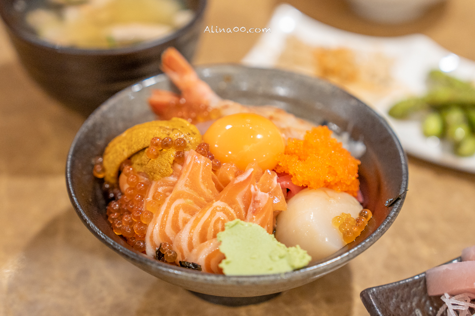 【台北美食】內湖 金泰日式料理｜生魚片海鮮蓋飯比定食優秀 @Alina 愛琳娜