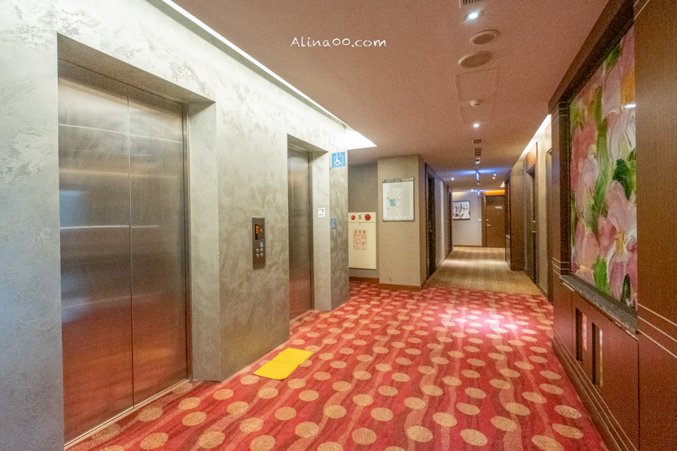 【嘉義住宿】 冠閣大飯店-寵物友善飯店一泊一食，毛孩主人貼心同住 @Alina 愛琳娜