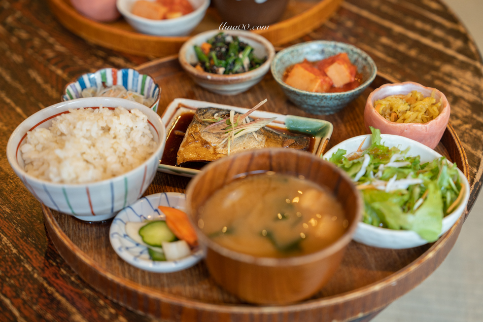 【大阪美食】八百屋定食 難波店/健康一日定食,營養平價好吃 @Alina 愛琳娜 【大阪美食】八百屋定食 難波店/健康一日定食,營養平價好吃 @Alina 愛琳娜
