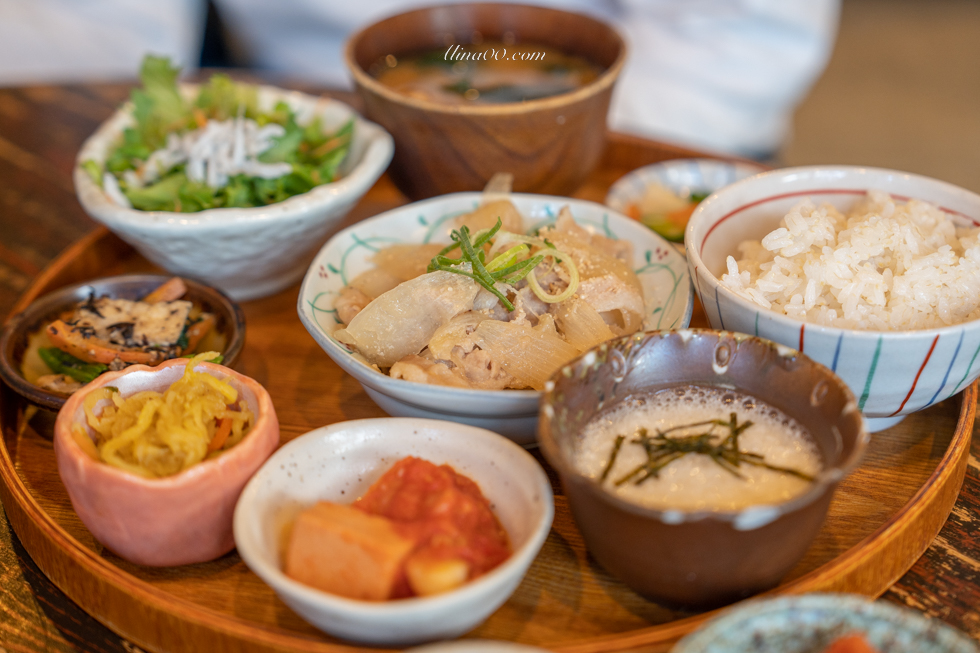 【大阪美食】八百屋定食 難波店/健康一日定食,營養平價好吃 @Alina 愛琳娜 【大阪美食】八百屋定食 難波店/健康一日定食,營養平價好吃 @Alina 愛琳娜