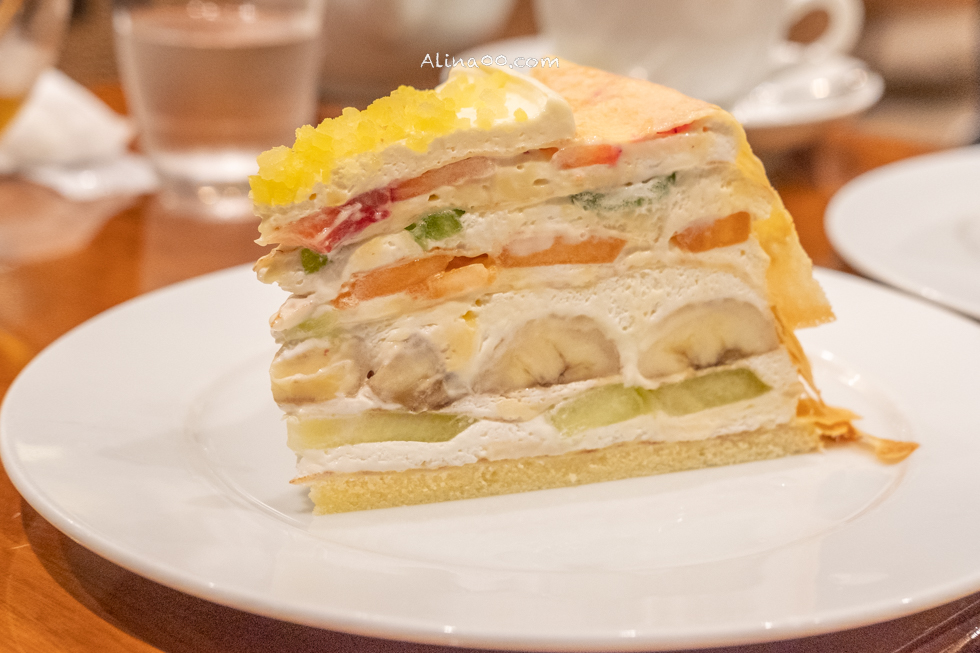 【大阪美食】HARBS 水果千層蛋糕 難波公園店｜栗子蛋糕也好吃 @Alina 愛琳娜