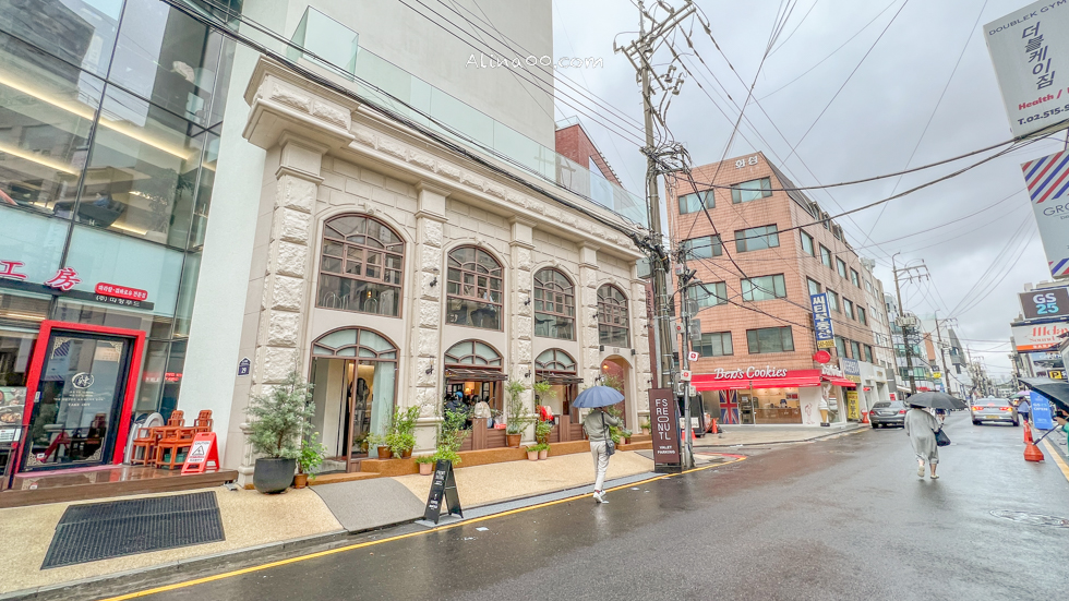 【首爾咖啡廳】新沙洞 FRONT SEOUL Cafe 歐風建築外觀好浪漫 @Alina 愛琳娜