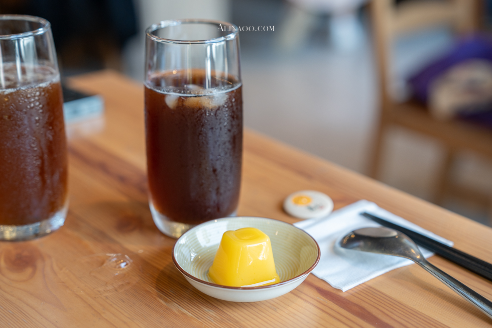 【南投美食】靠山咖哩飯/雙醬美味多寵享受,有愛有溫度 @Alina 愛琳娜