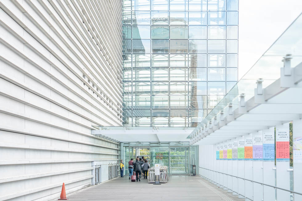 【東京景點】國立新美術館｜日本代謝派建築本身就是藝術 @Alina 愛琳娜