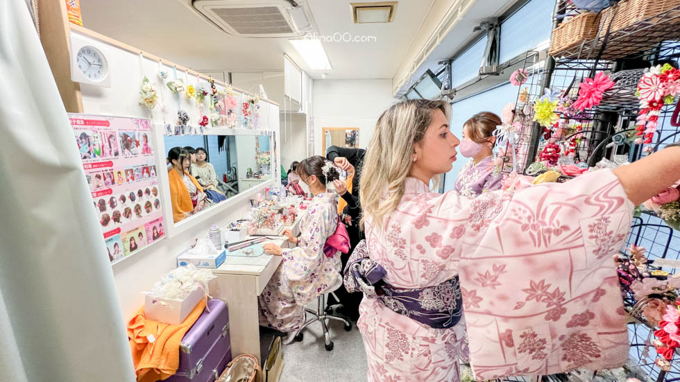 【京都和服推薦】Ouka櫻花 京都和服體驗|中文預約送髮型設計 @Alina 愛琳娜 【京都和服推薦】Ouka櫻花 京都和服體驗|中文預約送髮型設計 @Alina 愛琳娜