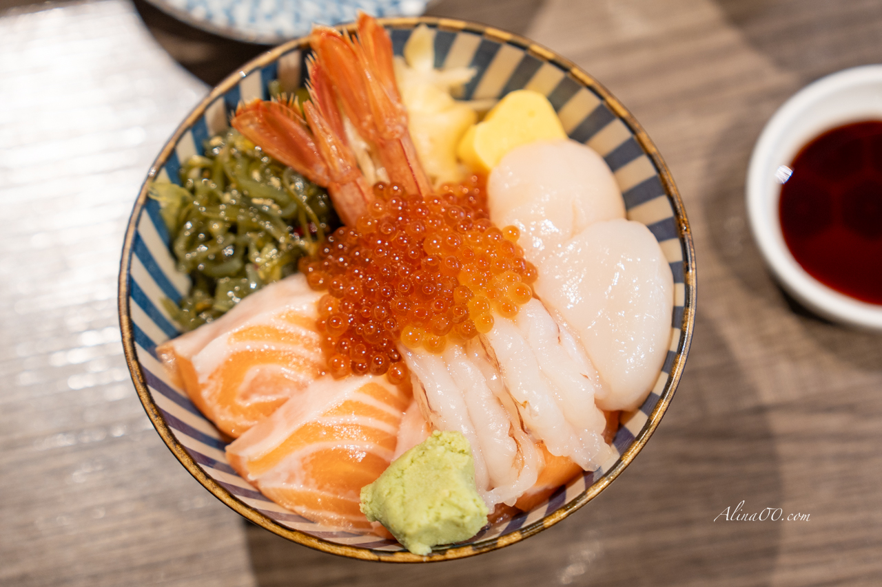 【台北美食】吉川海鮮丼飯專門店|平價生魚片蓋飯,可自選配料 @Alina 愛琳娜 【台北美食】吉川海鮮丼飯專門店|平價生魚片蓋飯,可自選配料 @Alina 愛琳娜