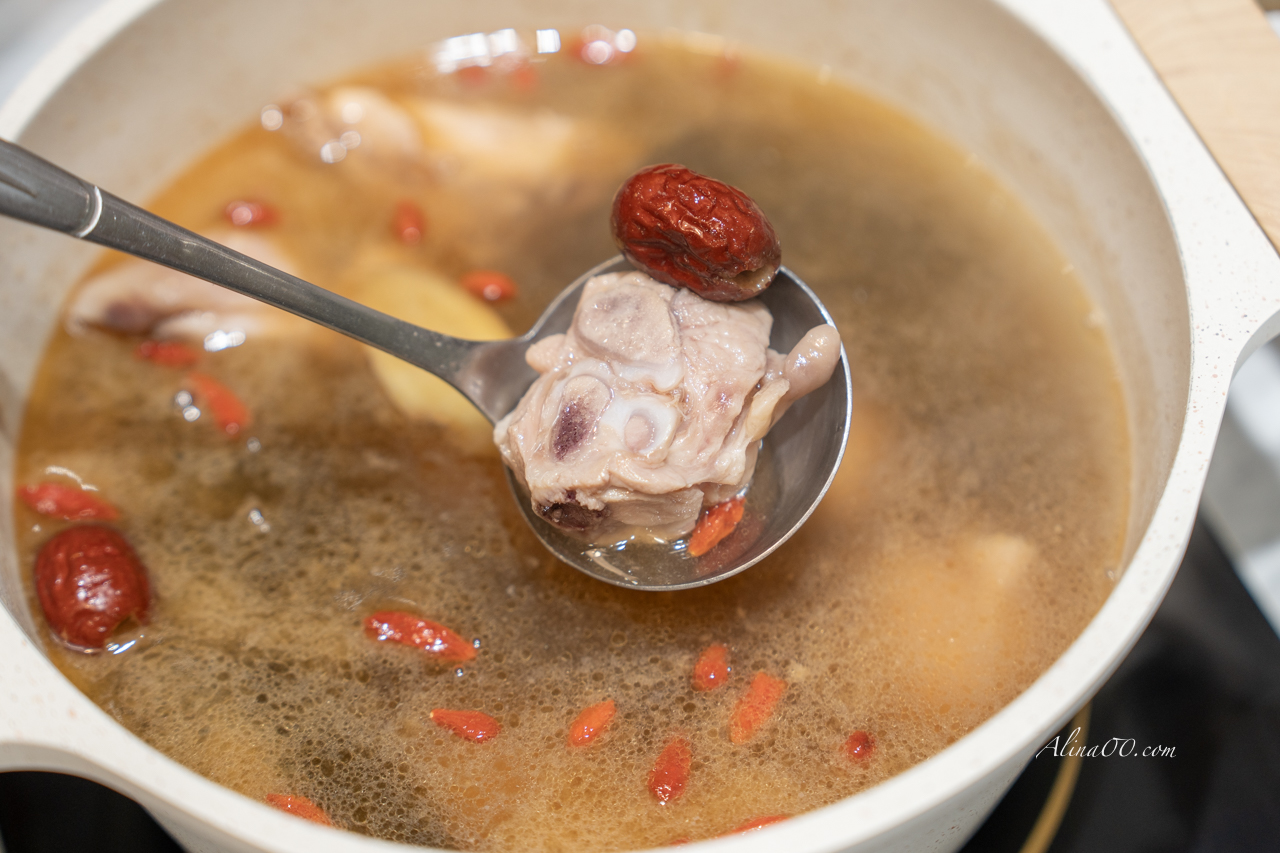 【桃園美食】養鍋台中石頭火鍋/寵物友善餐廳,被石頭火鍋爆香耽誤的剝皮辣椒雞腿肉火鍋 @Alina 愛琳娜