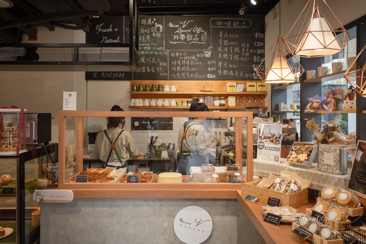 【台北美食】Miss V Bakery Cafe&nbsp;早午餐配肉桂捲,敦北店內用舒服 @Alina 愛琳娜