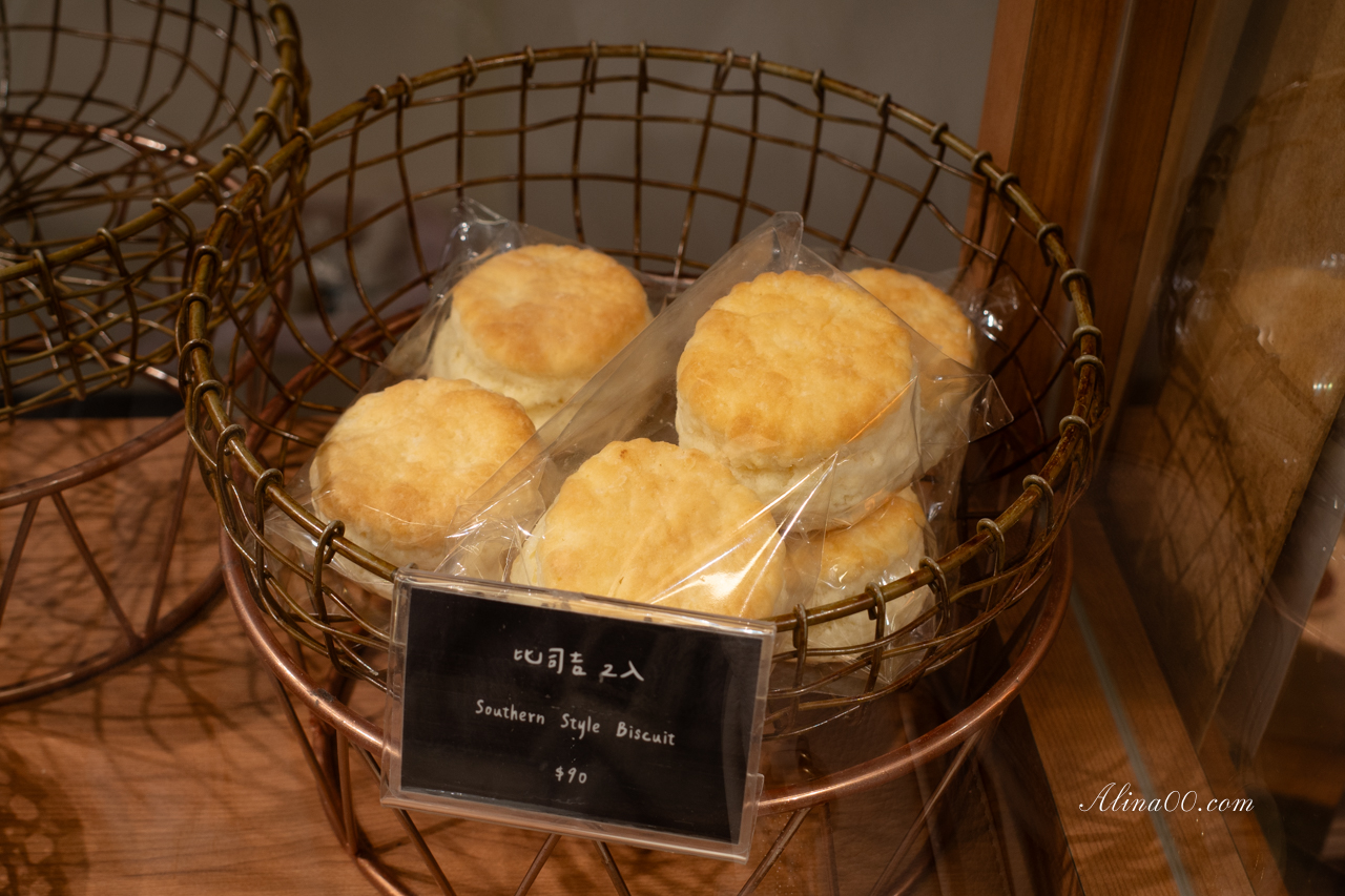【台北美食】Miss V Bakery Cafe&nbsp;早午餐配肉桂捲,敦北店內用舒服 @Alina 愛琳娜