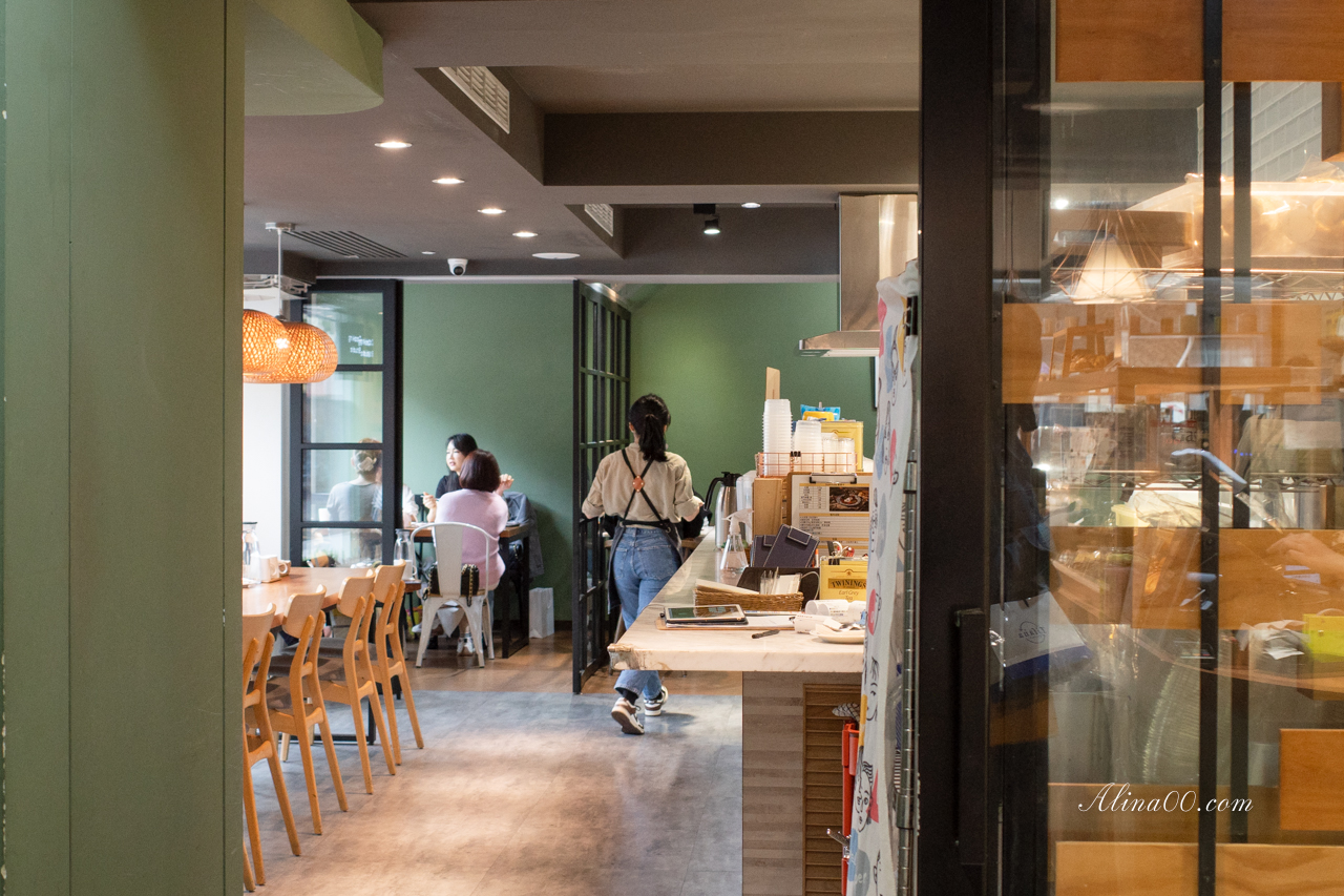 【台北美食】Miss V Bakery Cafe&nbsp;早午餐配肉桂捲,敦北店內用舒服 @Alina 愛琳娜