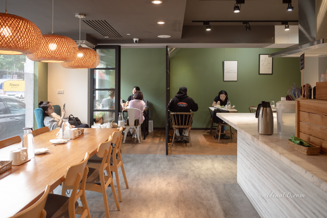 【台北美食】Miss V Bakery Cafe&nbsp;早午餐配肉桂捲,敦北店內用舒服 @Alina 愛琳娜