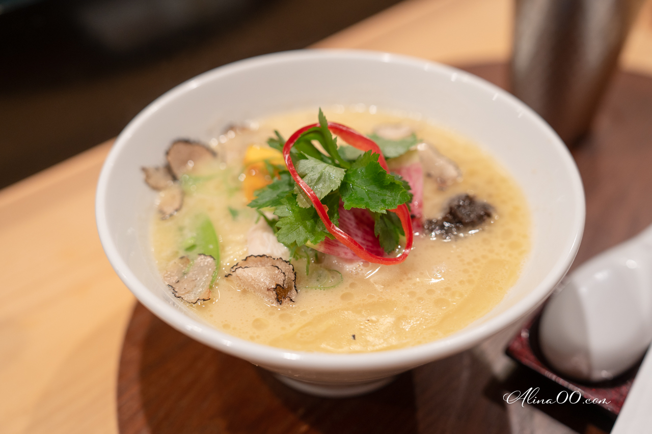 【東京美食】銀座篝拉麵本店/米其林指南推薦濃厚系雞白湯拉麵soba @Alina 愛琳娜