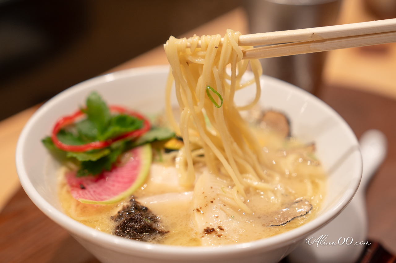 【東京美食】銀座篝拉麵本店/米其林指南推薦濃厚系雞白湯拉麵soba @Alina 愛琳娜