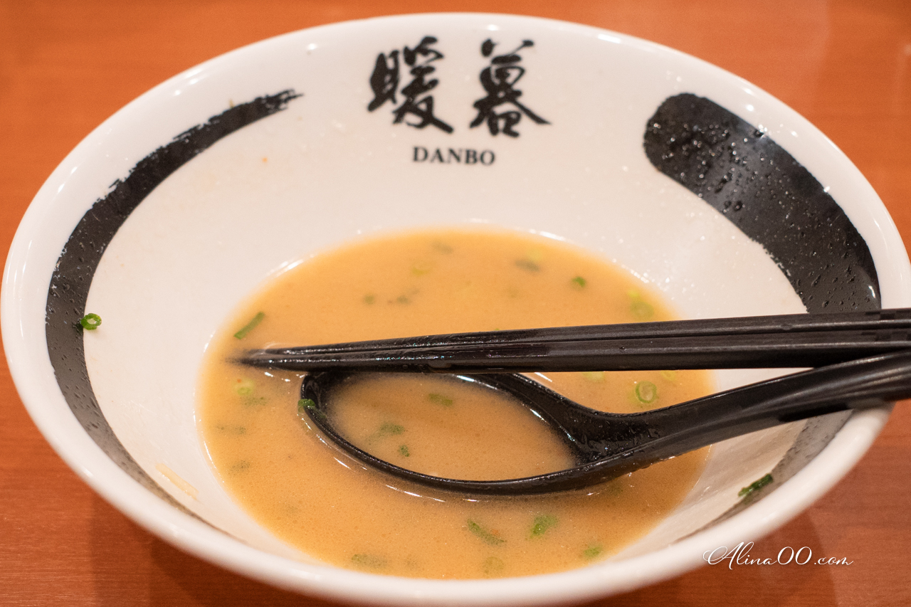 沖繩暖暮拉麵｜比一蘭更好吃!6家分店抓對時間免排隊 @Alina 愛琳娜