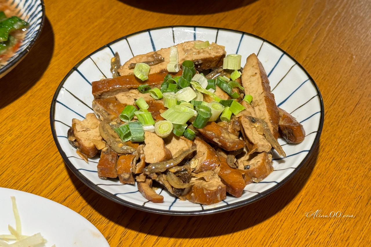 【花蓮美食】六里屯麵食專家|紅燒羊肉麵口味份量都滿足 @Alina 愛琳娜 【花蓮美食】六里屯麵食專家|紅燒羊肉麵口味份量都滿足 @Alina 愛琳娜