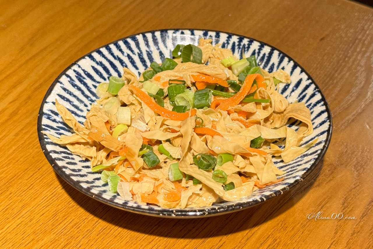 【花蓮美食】六里屯麵食專家|紅燒羊肉麵口味份量都滿足 @Alina 愛琳娜 【花蓮美食】六里屯麵食專家|紅燒羊肉麵口味份量都滿足 @Alina 愛琳娜