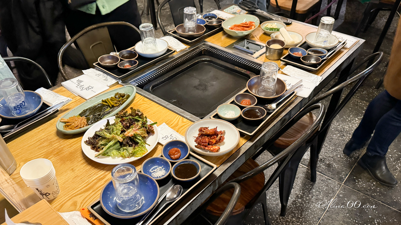 【釜山美食】海雲台百年食堂烤肉店｜美味新鮮豬五花很優秀 @Alina 愛琳娜