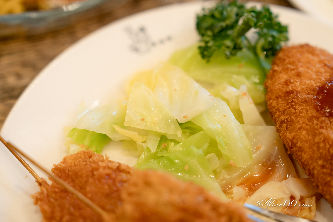 【大阪美食】明治軒 串炸定食蛋包飯|平價定食口味選擇多 @Alina 愛琳娜 【大阪美食】明治軒 串炸定食蛋包飯|平價定食口味選擇多 @Alina 愛琳娜