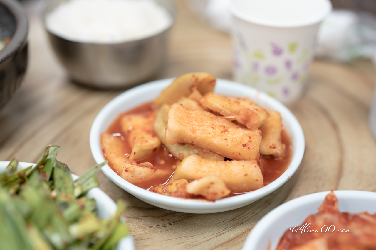 釜山陝川湯飯家｜白切豬肉湯飯配血腸，米其林必比登推薦真好吃 @Alina 愛琳娜