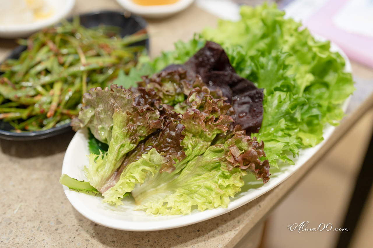 彥陽烤牛肉釜山家|玄彬吃過的米其林烤牛肉,姨母很親切 @Alina 愛琳娜 彥陽烤牛肉釜山家|玄彬吃過的米其林烤牛肉,姨母很親切 @Alina 愛琳娜