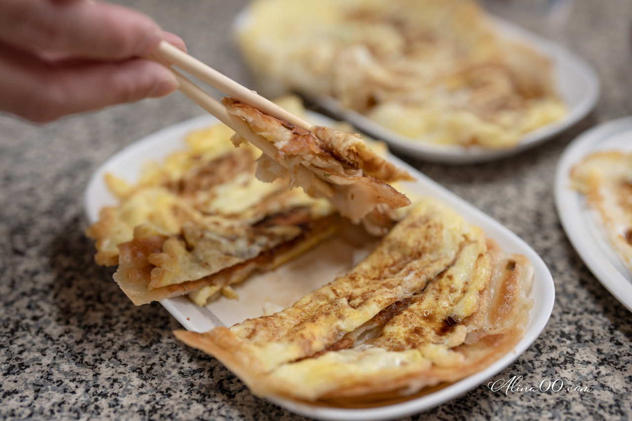 【花蓮美食】中福早餐店|大推粉漿蛋餅厚酥好吃,2種口感選擇 @Alina 愛琳娜 【花蓮美食】中福早餐店|大推粉漿蛋餅厚酥好吃,2種口感選擇 @Alina 愛琳娜