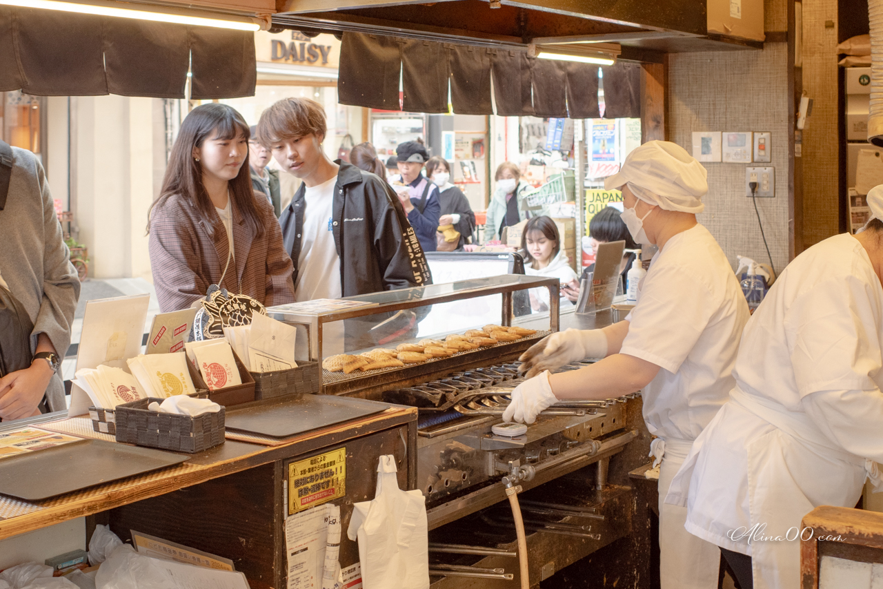 東京鳴門鯛燒本舖 淺草店｜大推鯛魚燒十勝紅豆、金時地瓜口味 @Alina 愛琳娜