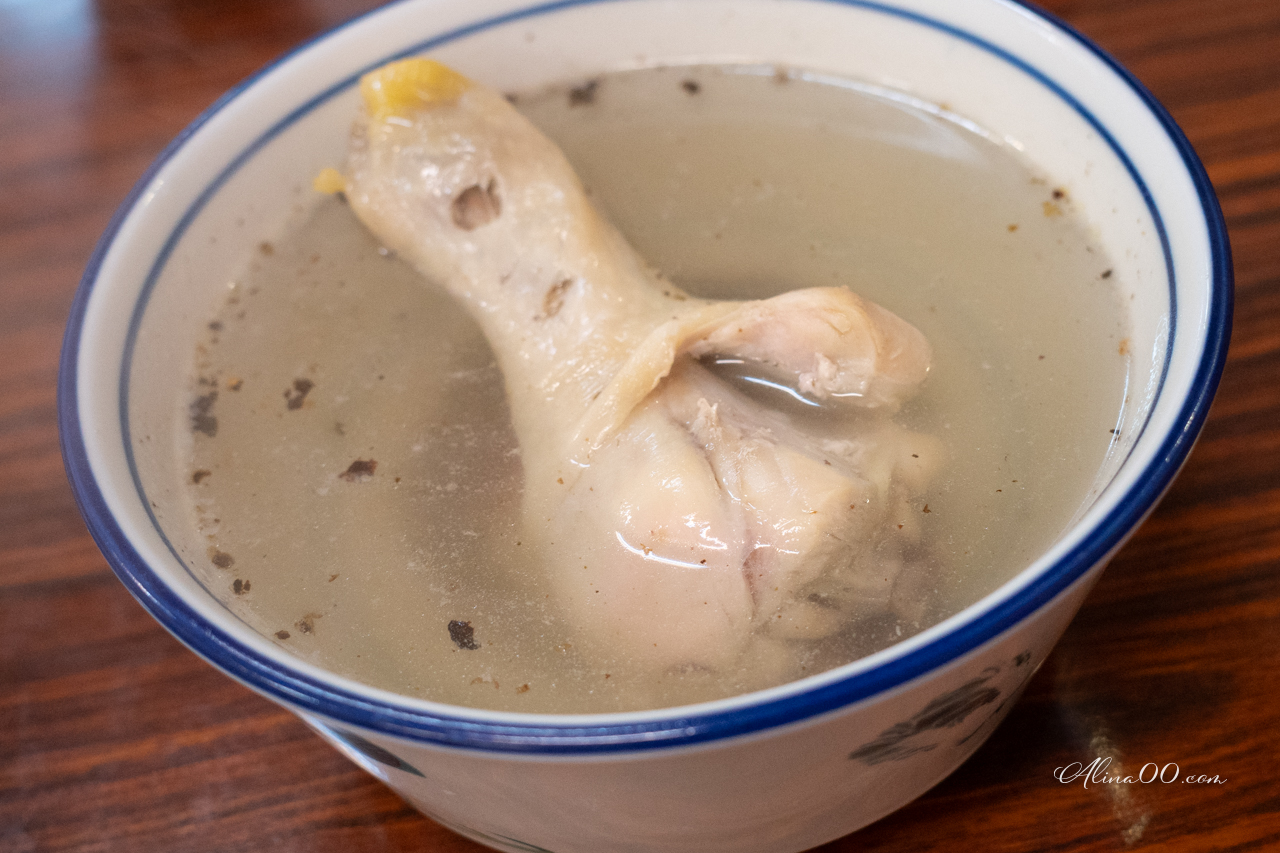 【花蓮美食】黑點師魯肉飯|蚵仔滷肉飯配鴨蛋,小菜推豬頭皮 @Alina 愛琳娜 【花蓮美食】黑點師魯肉飯|蚵仔滷肉飯配鴨蛋,小菜推豬頭皮 @Alina 愛琳娜