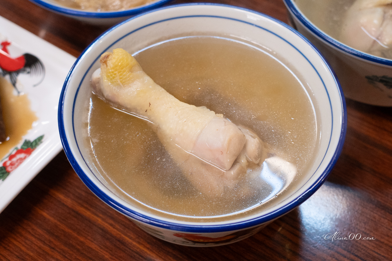 【花蓮美食】黑點師魯肉飯｜蚵仔滷肉飯配鴨蛋,小菜推豬頭皮 @Alina 愛琳娜