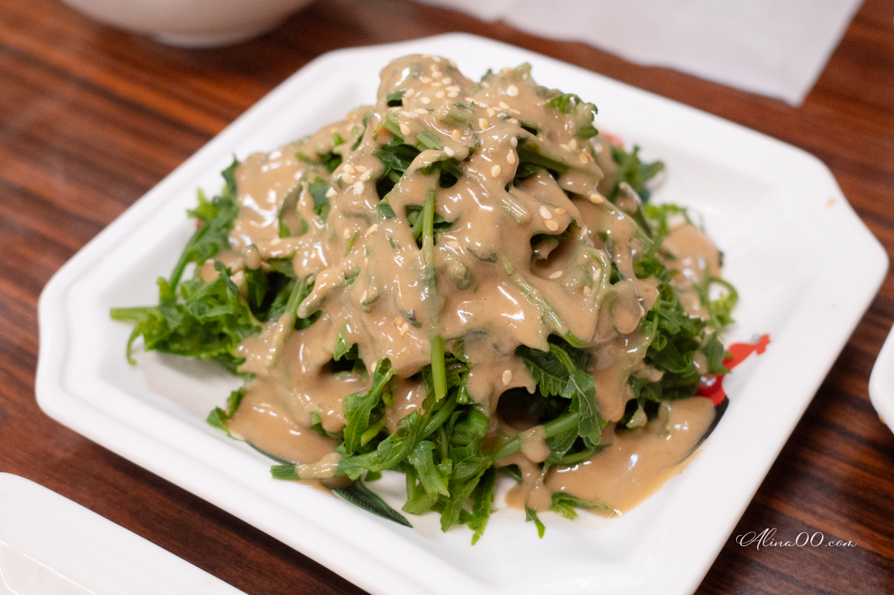 【花蓮美食】黑點師魯肉飯|蚵仔滷肉飯配鴨蛋,小菜推豬頭皮 @Alina 愛琳娜 【花蓮美食】黑點師魯肉飯|蚵仔滷肉飯配鴨蛋,小菜推豬頭皮 @Alina 愛琳娜