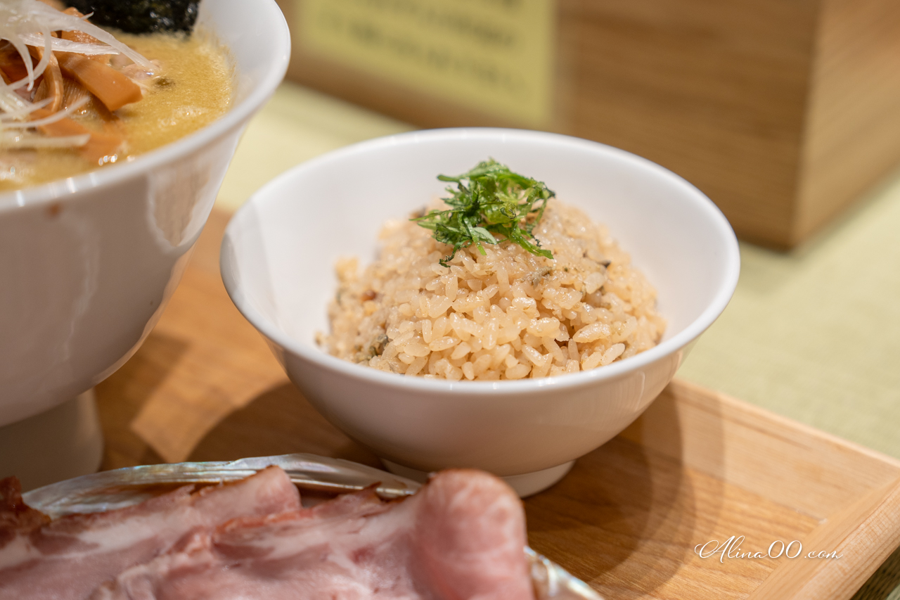 【東京美食】築地牡蠣拉麵 牡蠣と貝|濃厚湯頭Q彈麵條超好吃 @Alina 愛琳娜 【東京美食】築地牡蠣拉麵 牡蠣と貝|濃厚湯頭Q彈麵條超好吃 @Alina 愛琳娜