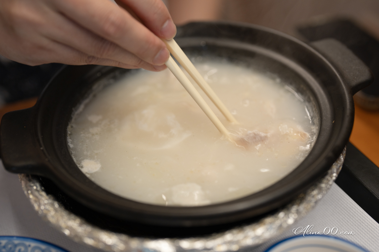 【台北美食】云滇雲南過橋米線｜小鍋米線破酥豆沙包經典好吃 @Alina 愛琳娜