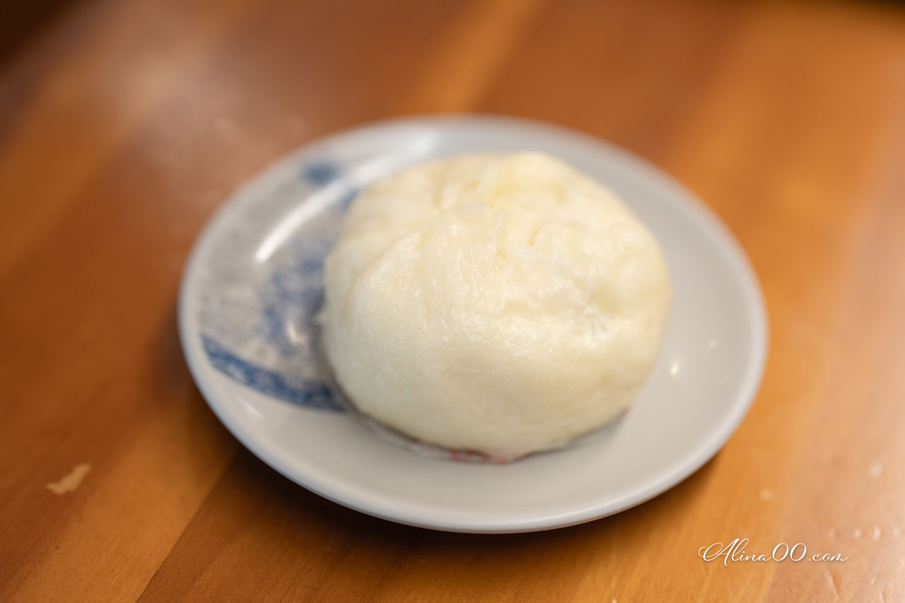【台北美食】云滇雲南過橋米線｜小鍋米線破酥豆沙包經典好吃 @Alina 愛琳娜