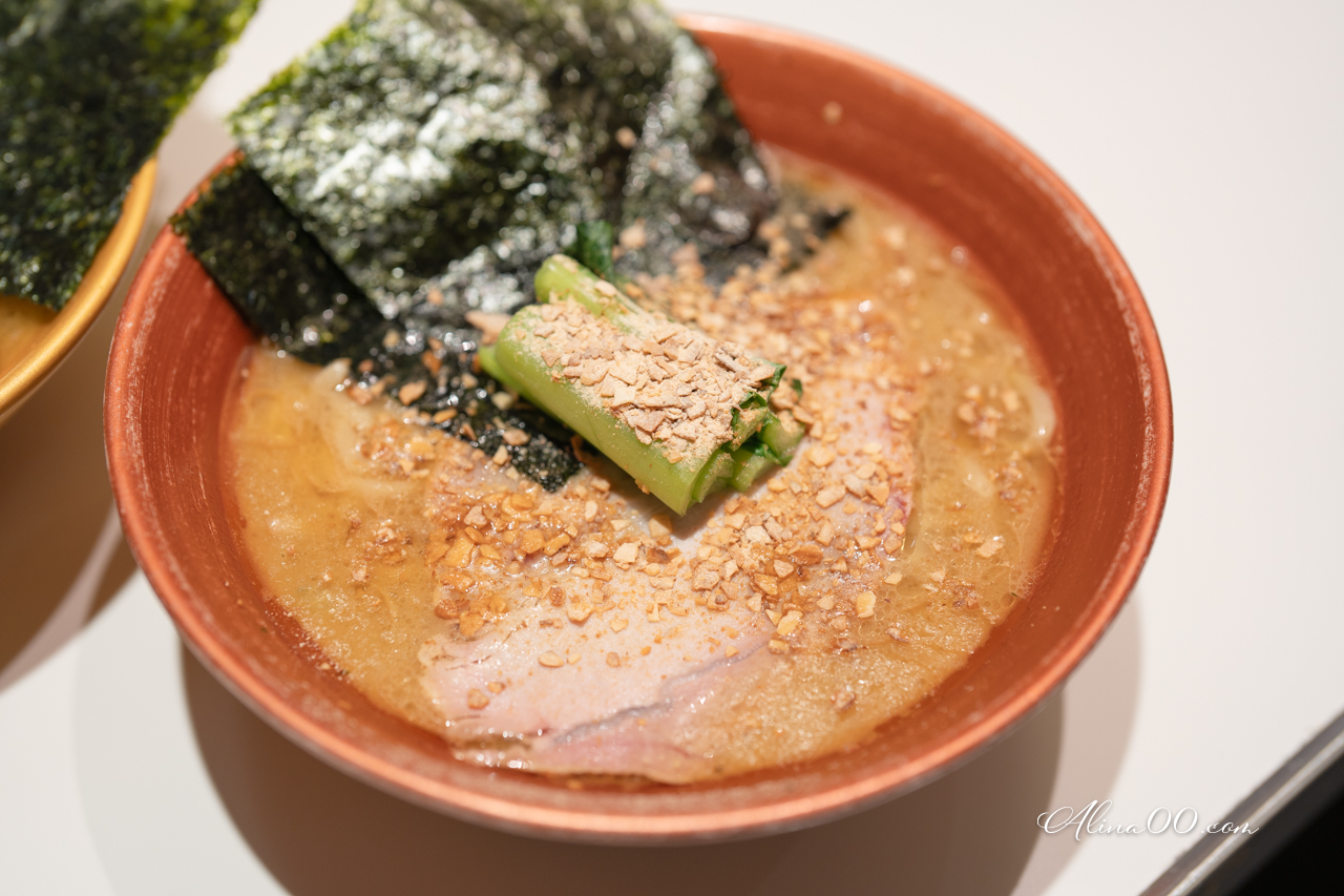 【東京美食】革新家拉麵｜家系拉麵豚骨醬油拉麵,香濃好吃媽媽味 @Alina 愛琳娜