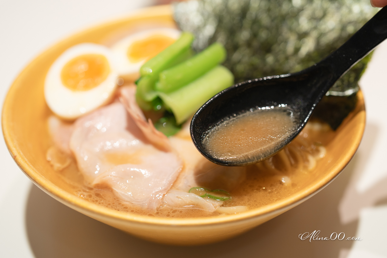 【東京美食】革新家拉麵｜家系拉麵豚骨醬油拉麵,香濃好吃媽媽味 @Alina 愛琳娜