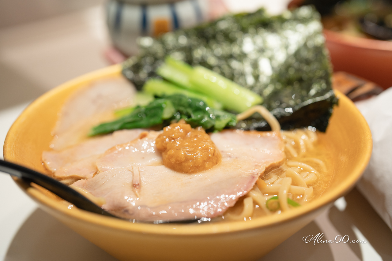 【東京美食】革新家拉麵｜家系拉麵豚骨醬油拉麵,香濃好吃媽媽味 @Alina 愛琳娜