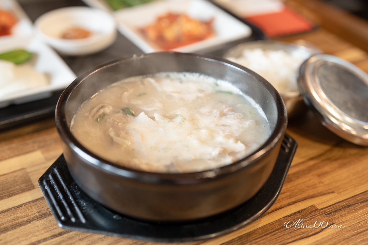 【釜山美食】海雲台五福豬肉湯飯|密陽式豬雜綜合口味我喜歡 @Alina 愛琳娜 【釜山美食】海雲台五福豬肉湯飯|密陽式豬雜綜合口味我喜歡 @Alina 愛琳娜