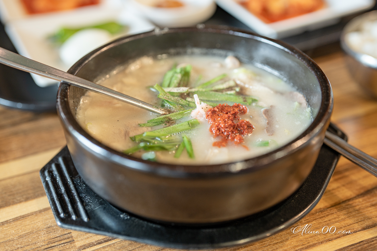 【釜山美食】海雲台五福豬肉湯飯｜密陽式豬雜綜合口味我喜歡 @Alina 愛琳娜