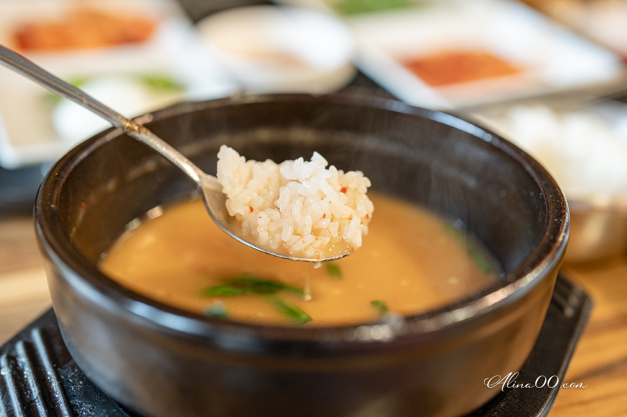 【釜山美食】海雲台五福豬肉湯飯｜密陽式豬雜綜合口味我喜歡 @Alina 愛琳娜