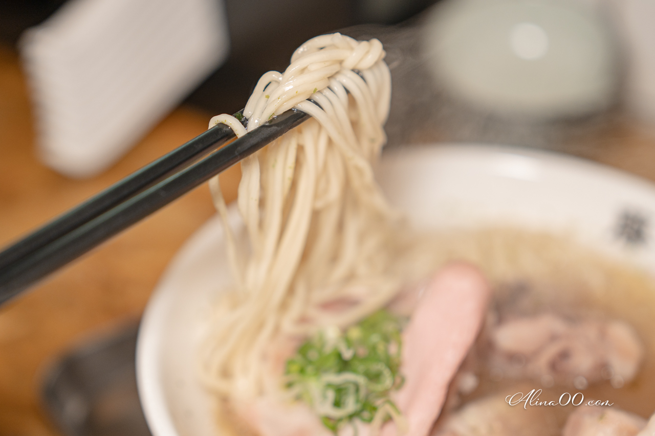 【台北美食】藤哲商行 限量河豚拉麵,低調藏身士林迷你漁市場 @Alina 愛琳娜 【台北美食】藤哲商行 限量河豚拉麵,低調藏身士林迷你漁市場 @Alina 愛琳娜