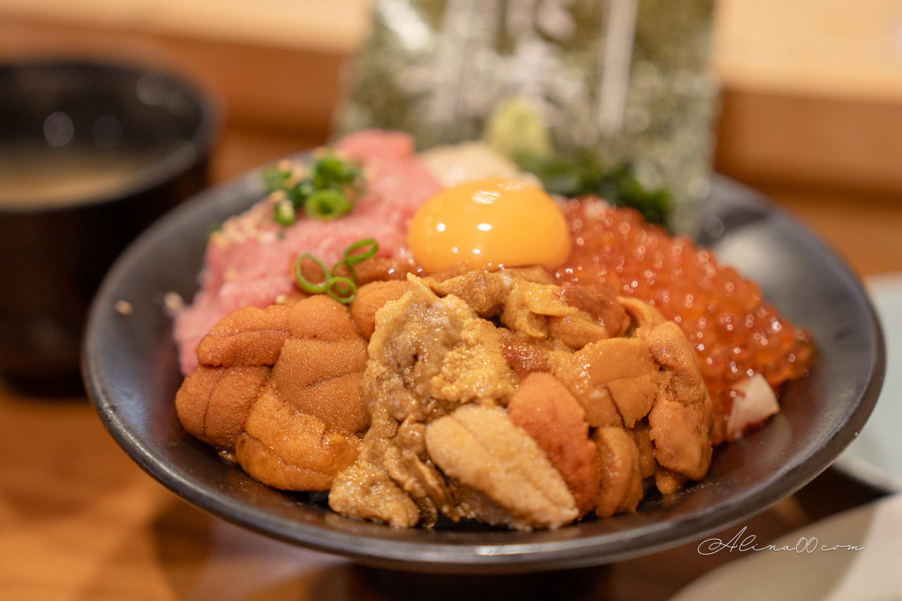 【東京美食】築地虎杖海膽蓋飯｜太幸福!海膽控多種口味1次滿足 @Alina 愛琳娜
