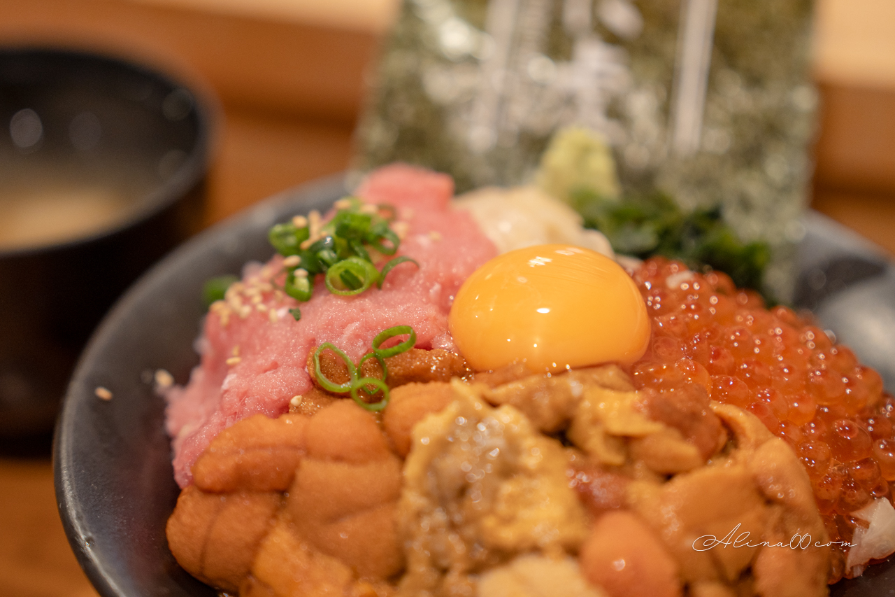 【東京美食】築地虎杖海膽蓋飯｜太幸福!海膽控多種口味1次滿足 @Alina 愛琳娜