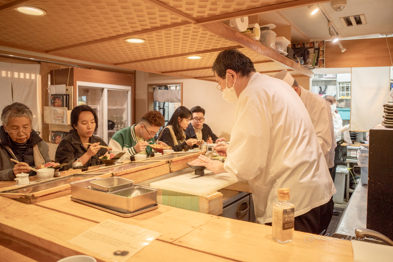 【東京美食】築地虎杖海膽蓋飯｜太幸福!海膽控多種口味1次滿足 @Alina 愛琳娜