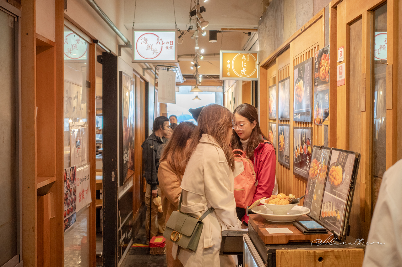 【東京美食】築地虎杖海膽蓋飯｜太幸福!海膽控多種口味1次滿足 @Alina 愛琳娜