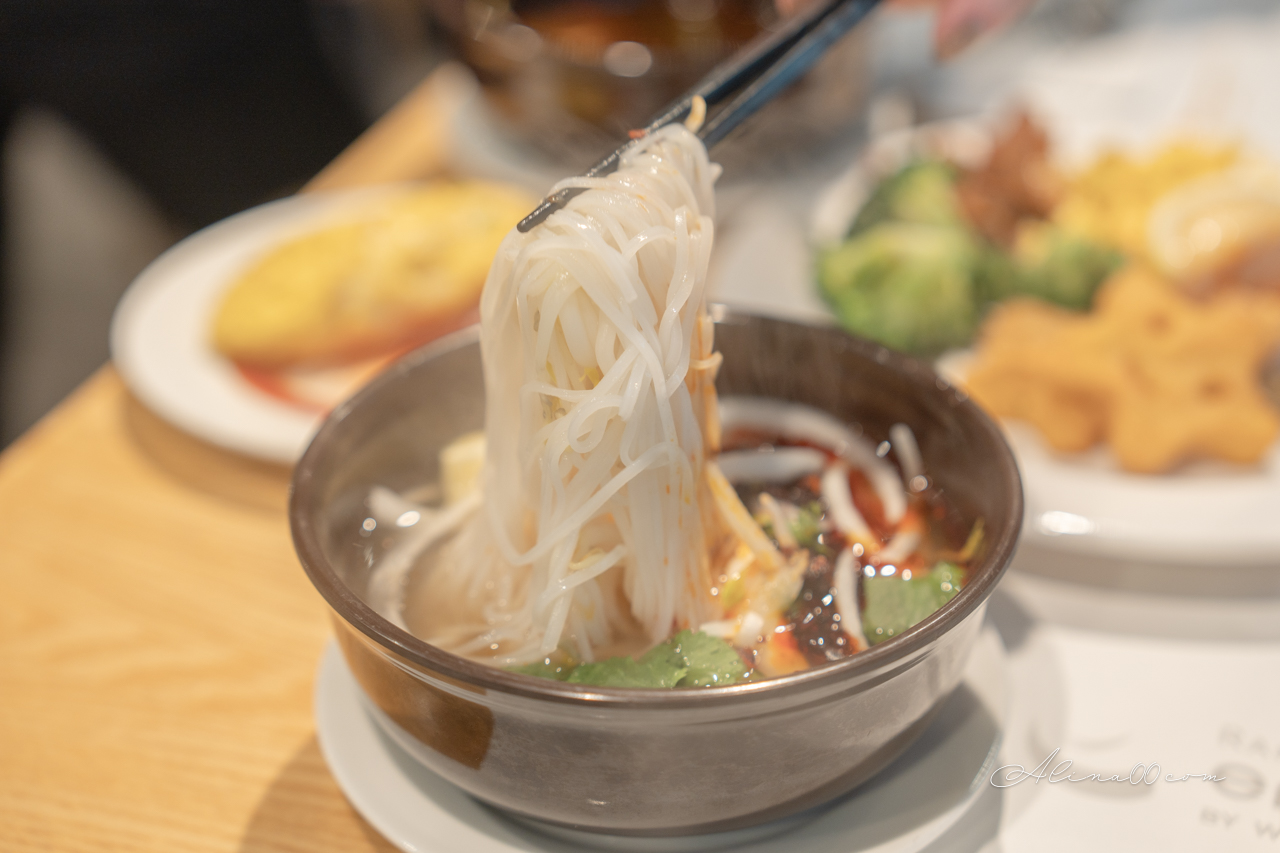 【釜山住宿】海雲台華美達安可酒店|飯店早餐豬肉湯飯很好吃 @Alina 愛琳娜 【釜山住宿】海雲台華美達安可酒店|飯店早餐豬肉湯飯很好吃 @Alina 愛琳娜