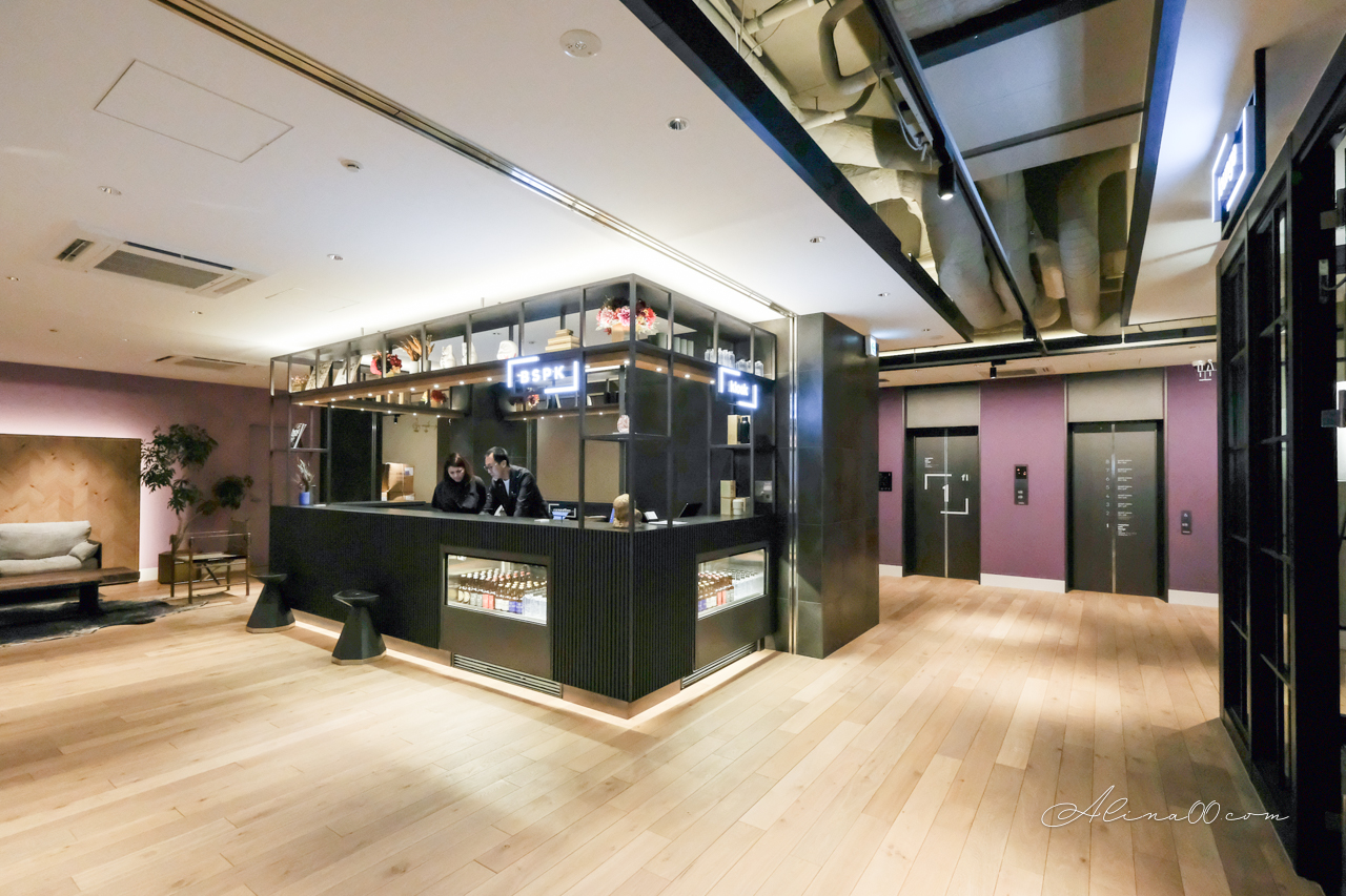 【東京住宿】新宿貝斯波克飯店 BESPOKE HOTEL｜工業時尚雙床房型 @Alina 愛琳娜