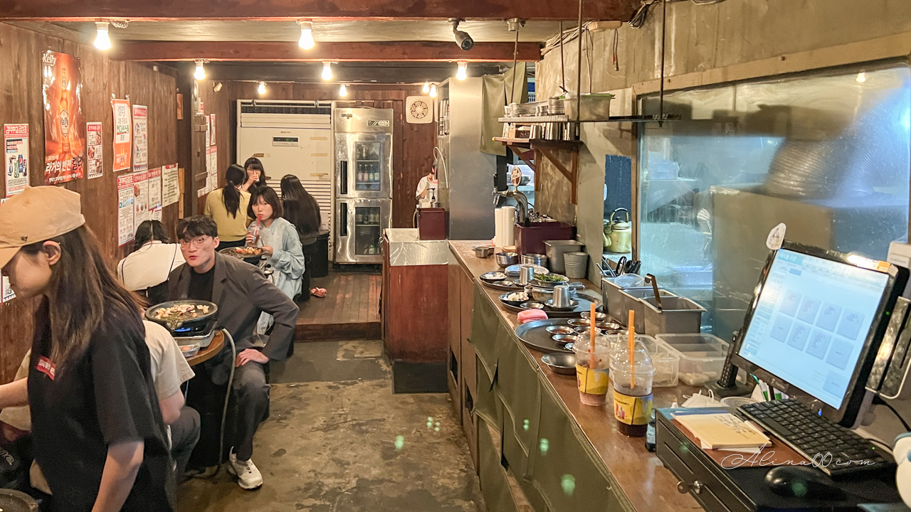 【首爾美食】金德厚的牛小腸庫|弘大烤牛腸吃到飽上水總店 @Alina 愛琳娜 【首爾美食】金德厚的牛小腸庫|弘大烤牛腸吃到飽上水總店 @Alina 愛琳娜